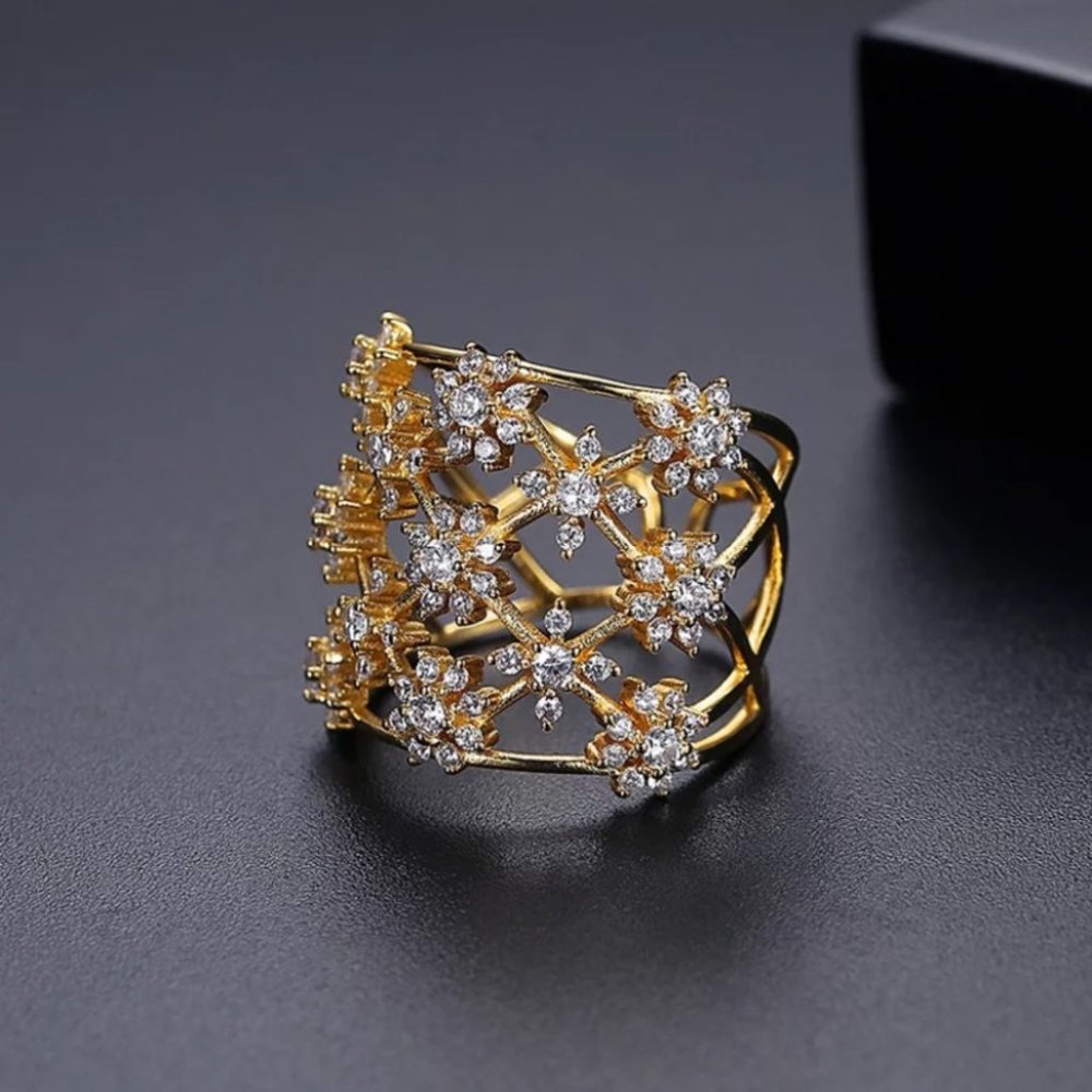 New Resizable Cocktail Flower Silver & Gold Rings - Picture 3 of 6